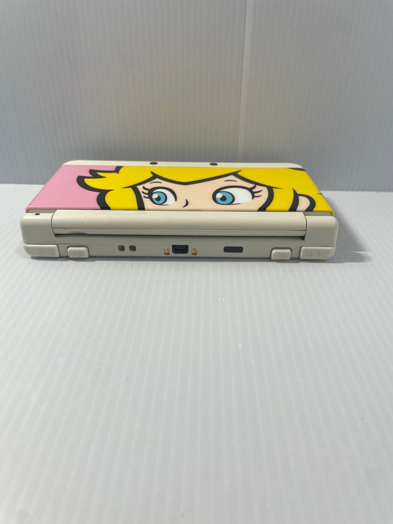 New Nintendo 3DS きせかえ ピーチ姫