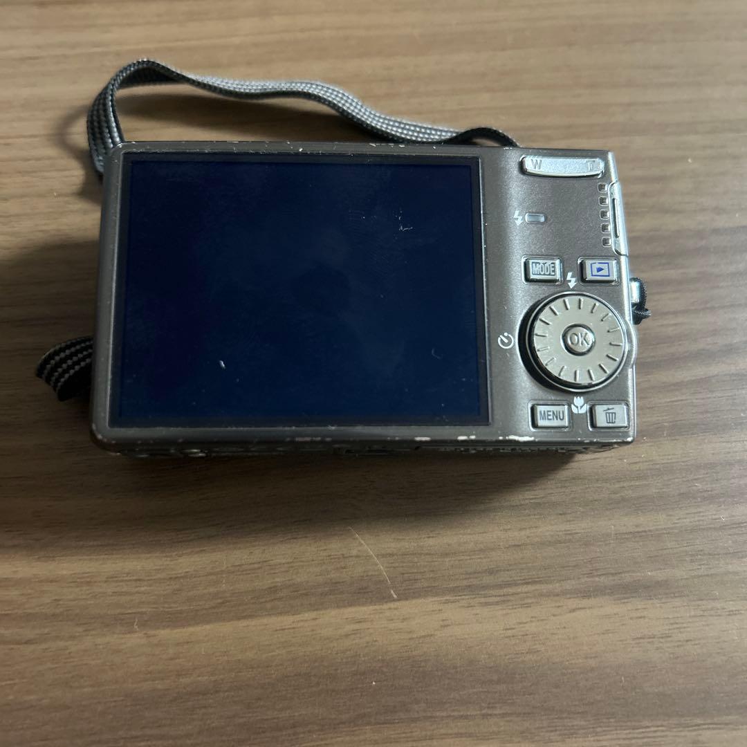 Nikon COOLPIX S600デジタルカメラ 充電器付き