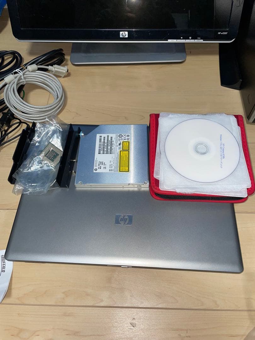 HP8100 デスクトップ　PC モニター　おまけcorei7 gtx750ti