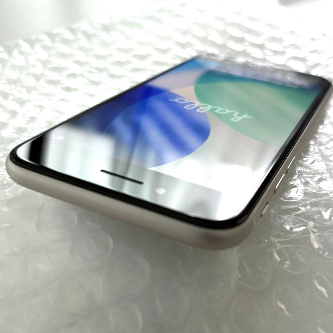Apple iPhone SE 第3世代 64G スターライト バッテリー78%