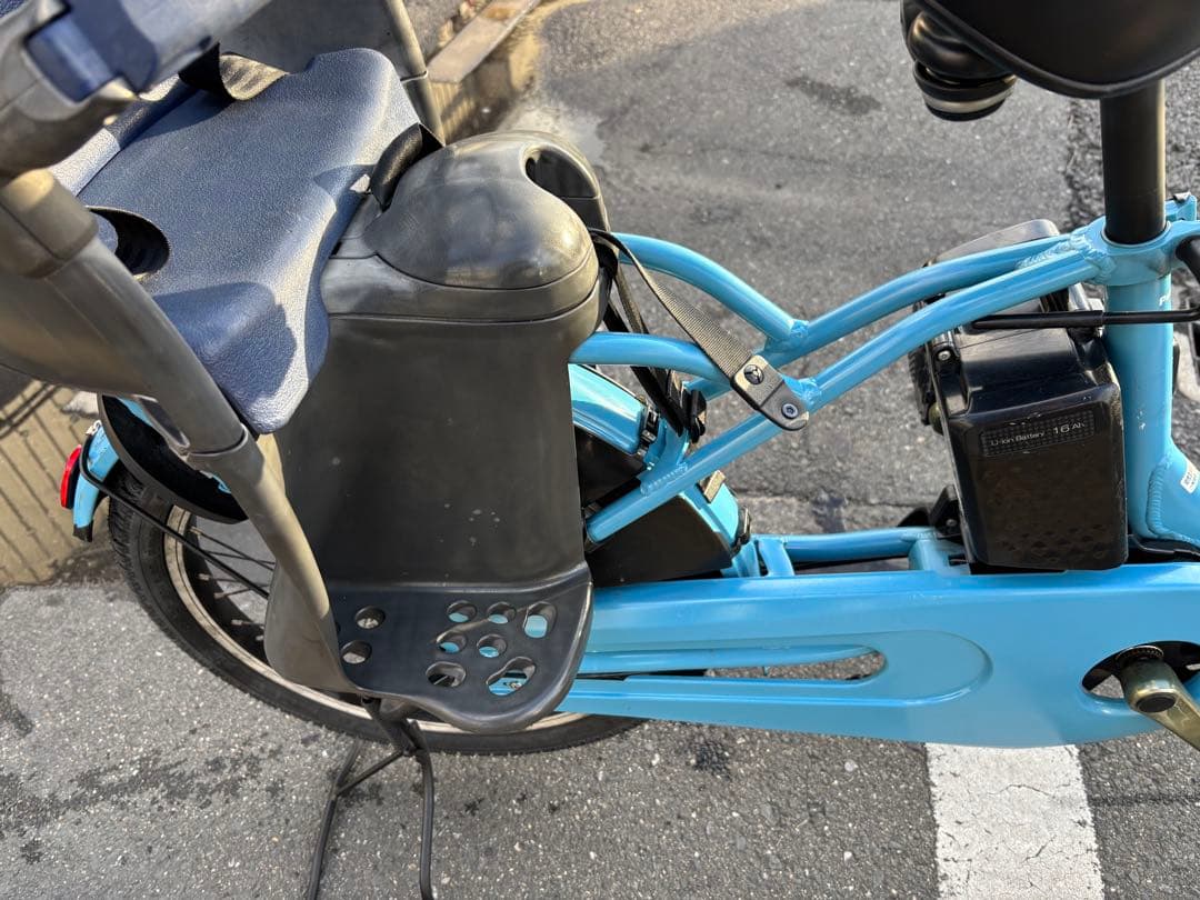 中古20㌅Panasonic電動アシスト自転車　16Ah 大阪　011番