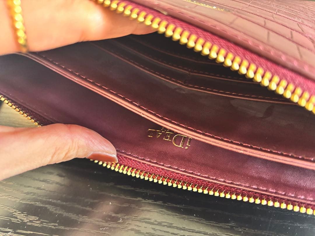 SET⭐︎ バーガンディ クラッチバッグ & iPhone15Pro ケース