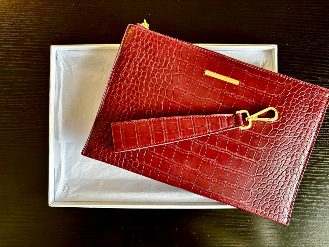 SET⭐︎ バーガンディ クラッチバッグ & iPhone15Pro ケース