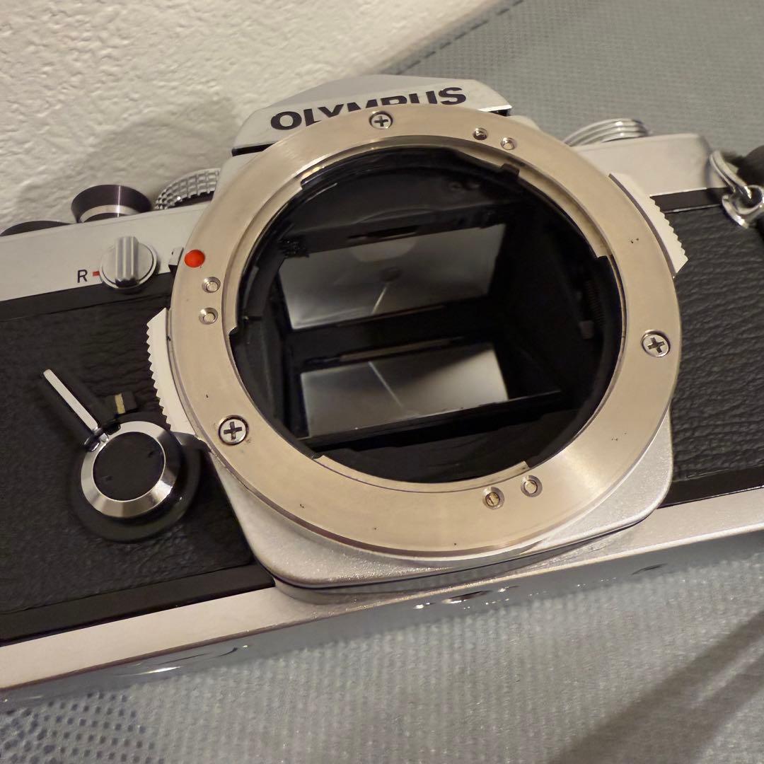 OLYMPUS OM-1 一眼レフカメラ 50mmレンズ付き