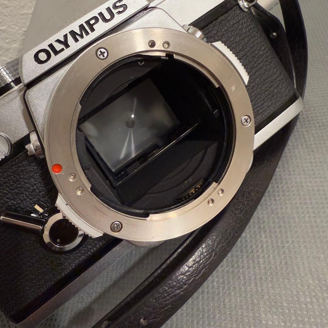OLYMPUS OM-1 一眼レフカメラ 50mmレンズ付き