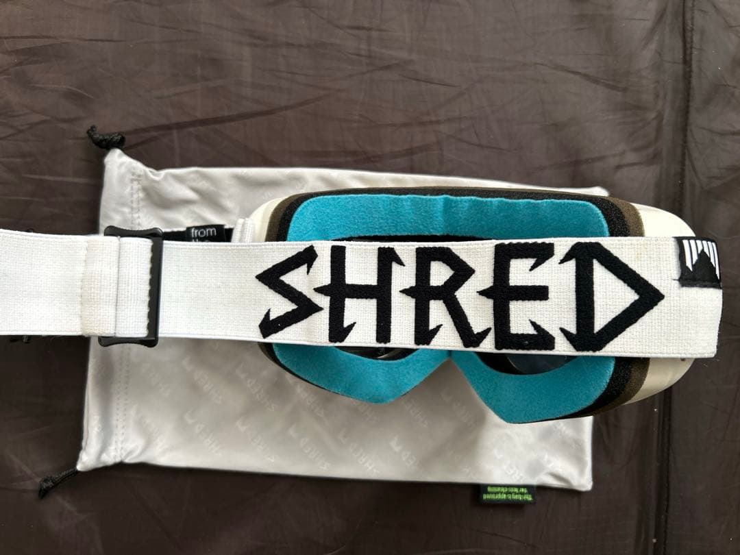 美品　スノーゴーグル　SHRED ホワイト　ブラックレンズ