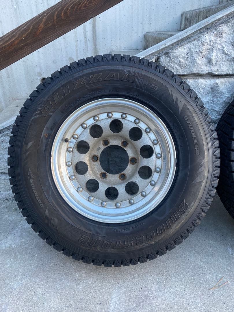 ランクル40　215/80R15 スタッドレス ホイール 4本セット ブリザック