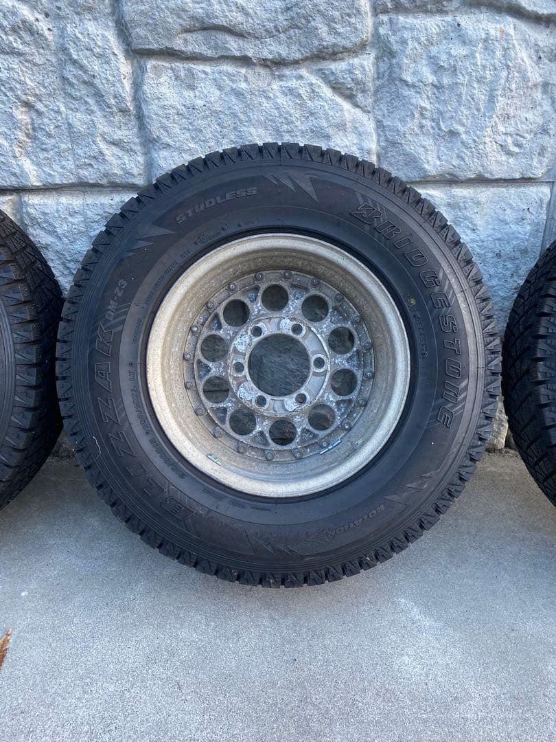 ランクル40　215/80R15 スタッドレス ホイール 4本セット ブリザック