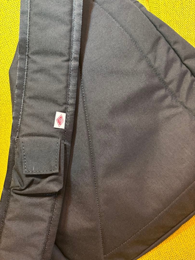 【超美品】ダントン　ローヌ14 ボディバッグ　ブラック