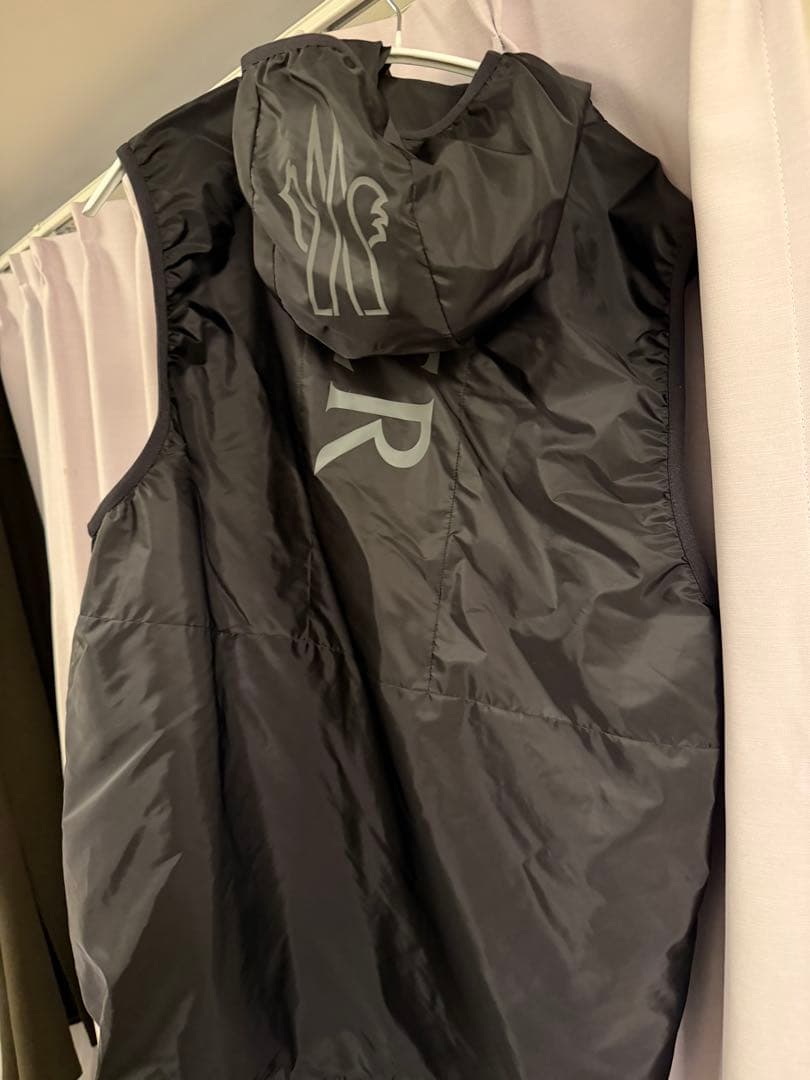 MONCLER ダウンベスト ジャケット