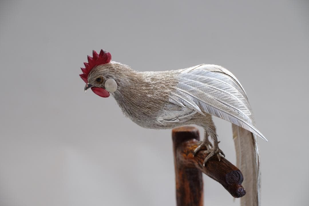 光則作　大淵武則　純銀製　尾長鶏　ガラスケース　収納箱　 純銀 ガラスケース付