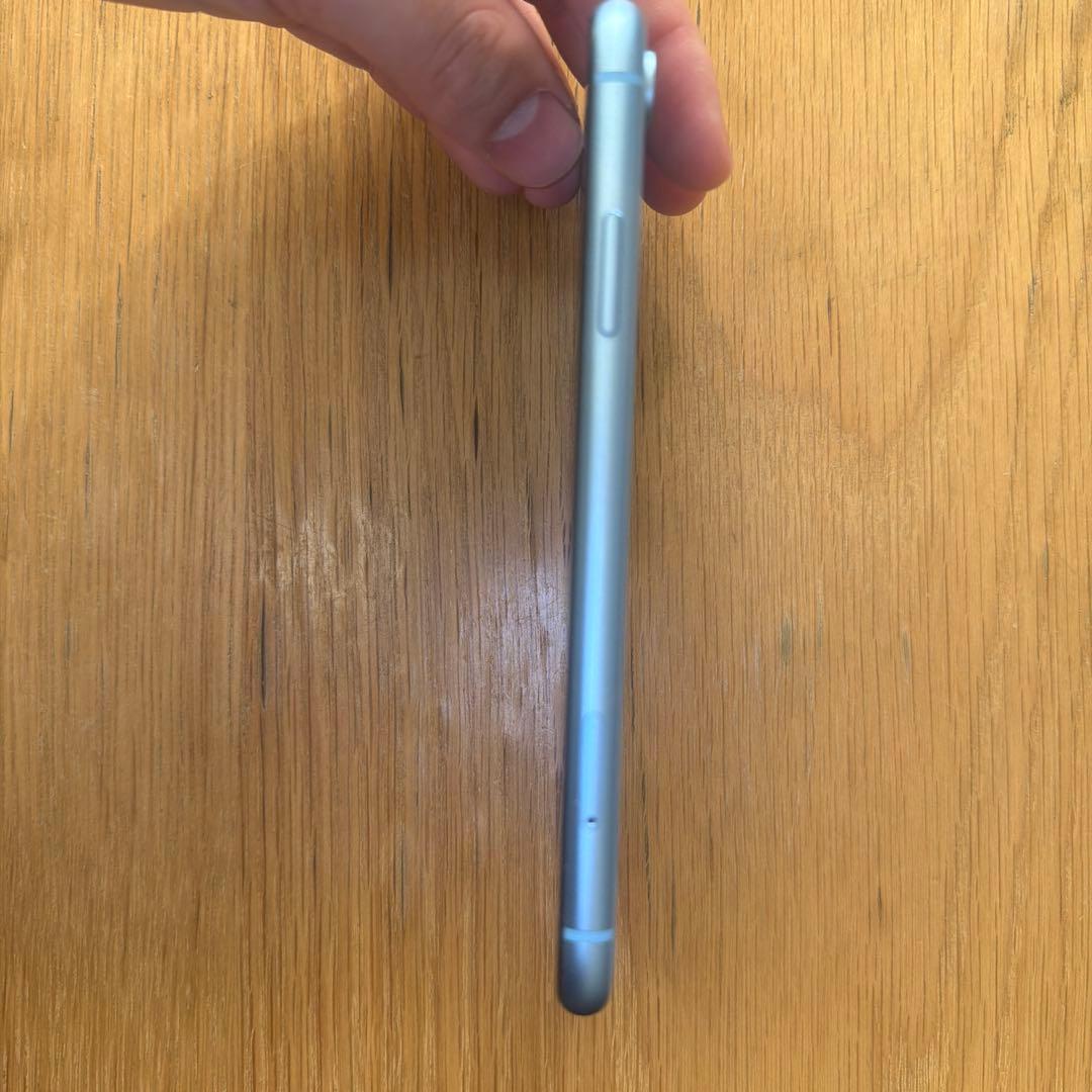 iPhone XR 256 GB ブルー SIMフリー　半年前にバッテリー交換