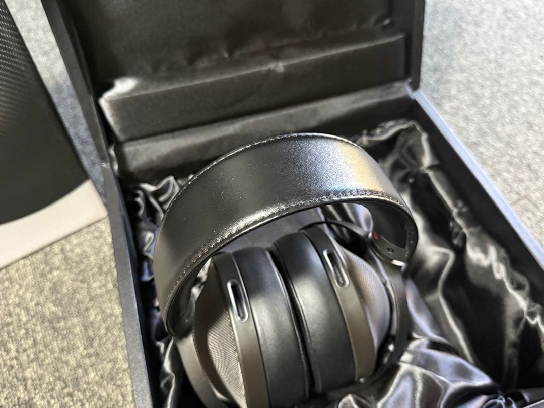 【ほぼ未使用】 ソニー MDR-Z1R ヘッドホン MUC-B20SB1