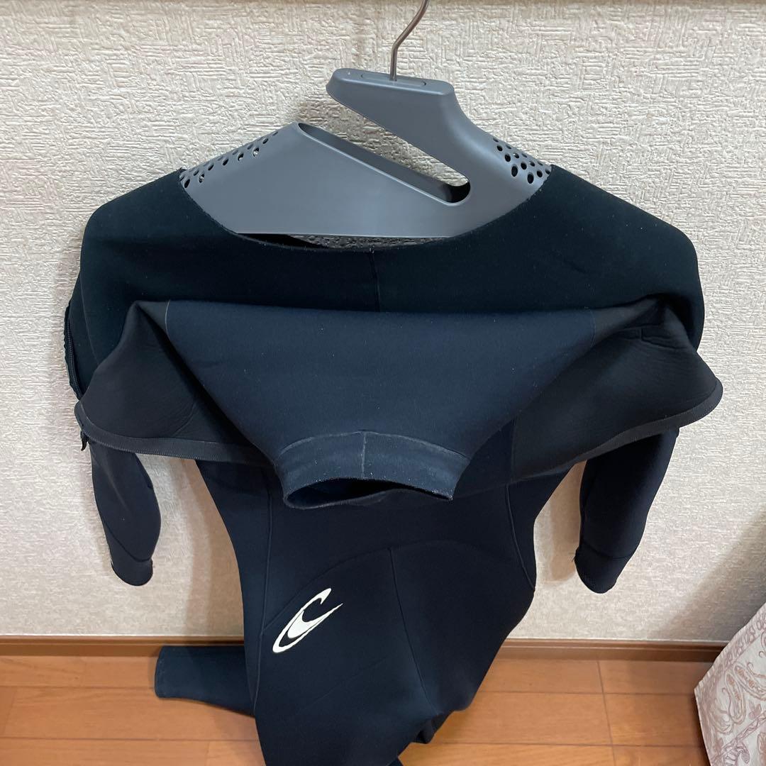 オニールウエットスーツ、販売