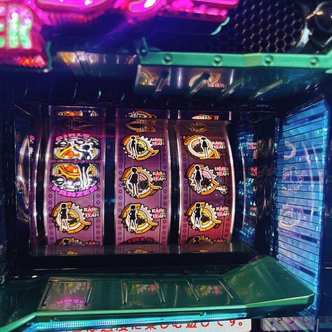 ✨良品✨ 初代 ガールズ＆パンツァー スロット 5号機 実機 不要機付き