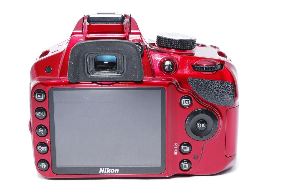 人気カラー◆Nikon D3200◆一眼レフカメラ◆手振れ補正搭載◆すぐ使える◆