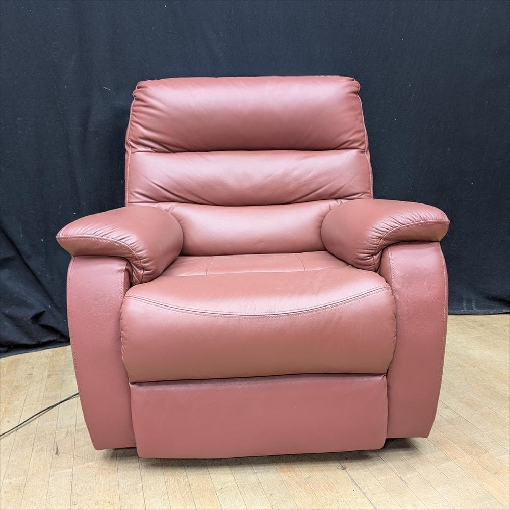 ニトリ　ビリーバ　本革　ハーフレザー　電動リクライニングソファ　一人掛け　B