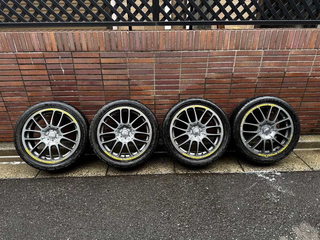 中古 レイズ ベルサス 17x7j マルチリンク対応 タイヤ付き