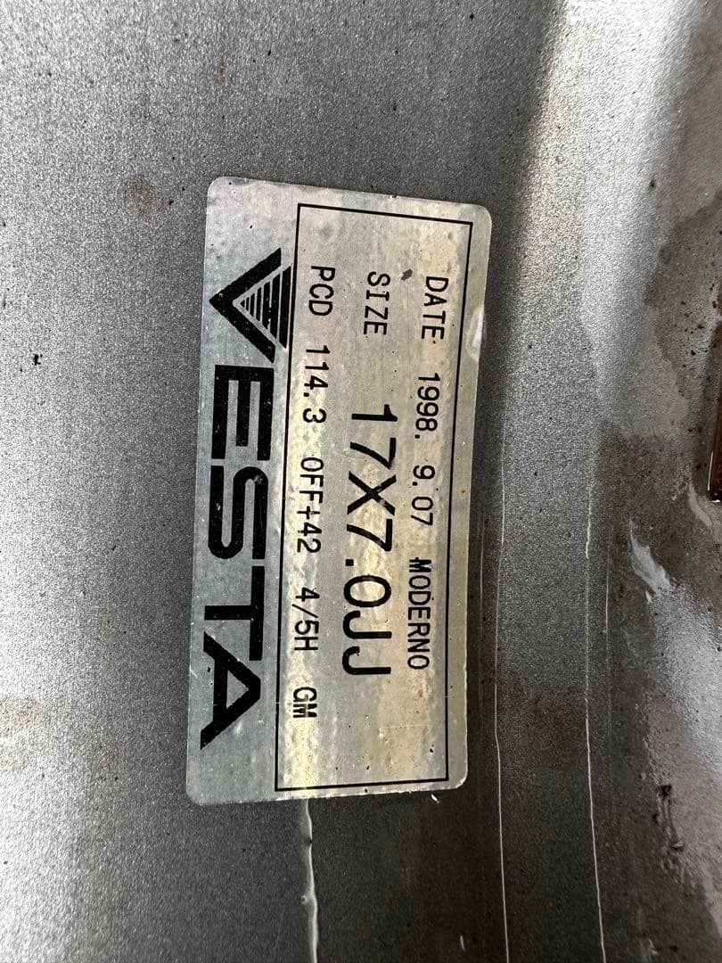 中古 レイズ ベルサス 17x7j マルチリンク対応 タイヤ付き