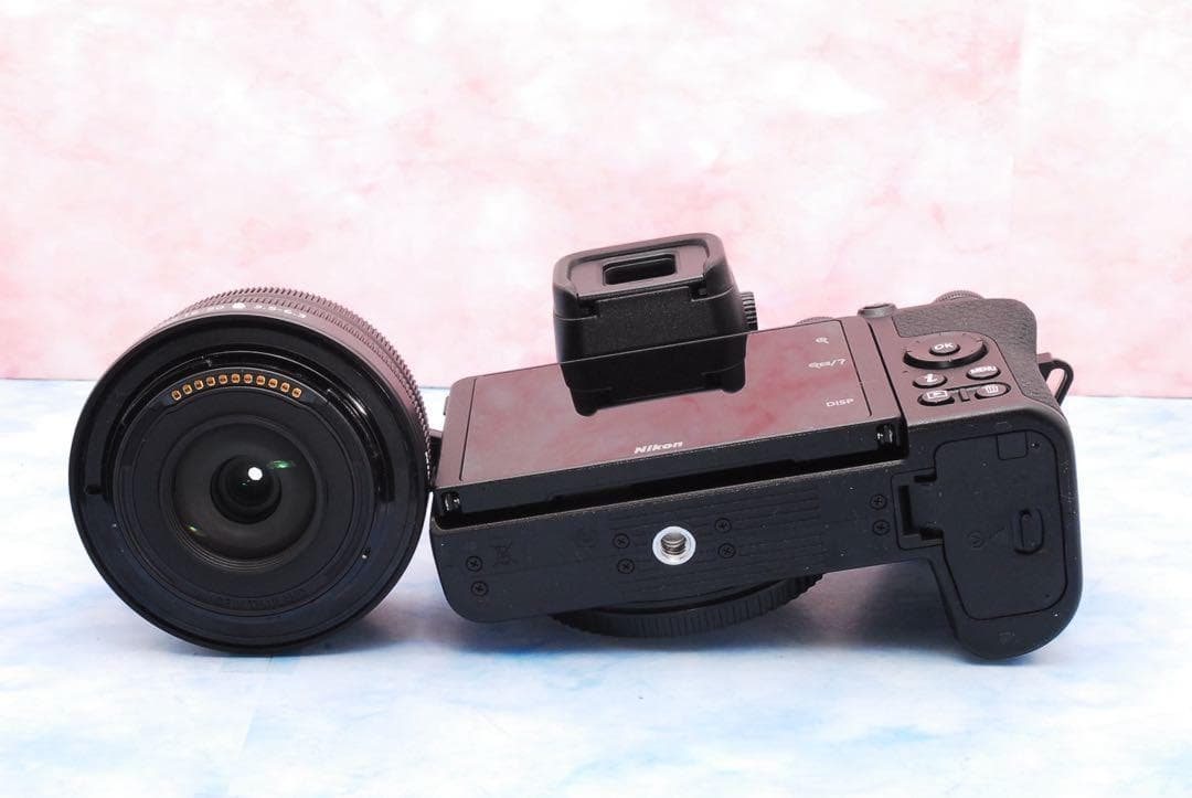Nikon Z50☆S数僅か70回☆ミラーレス☆軽量＆コンパクト☆極美品