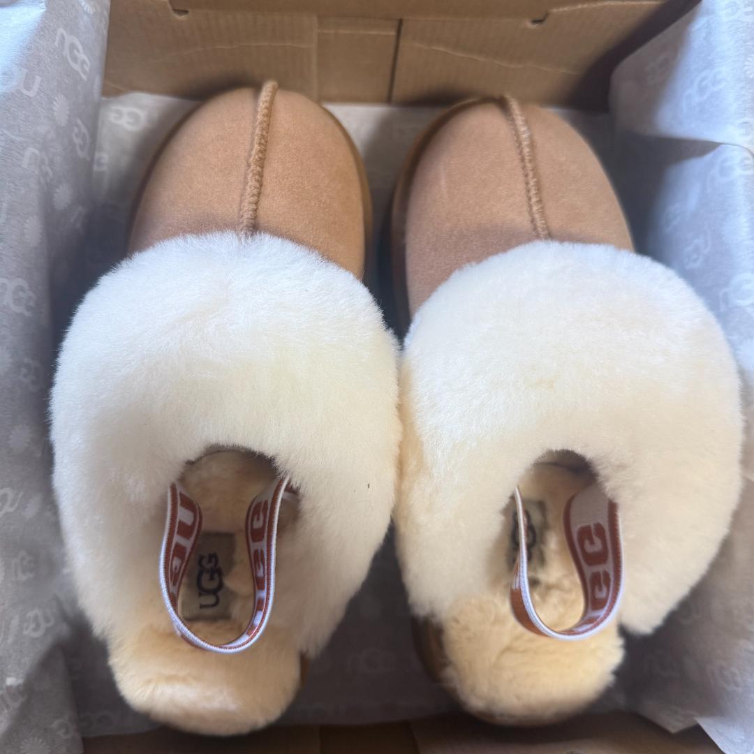 UGGレディース 厚底 ムートン サンダル チェスナット 2３.5cm