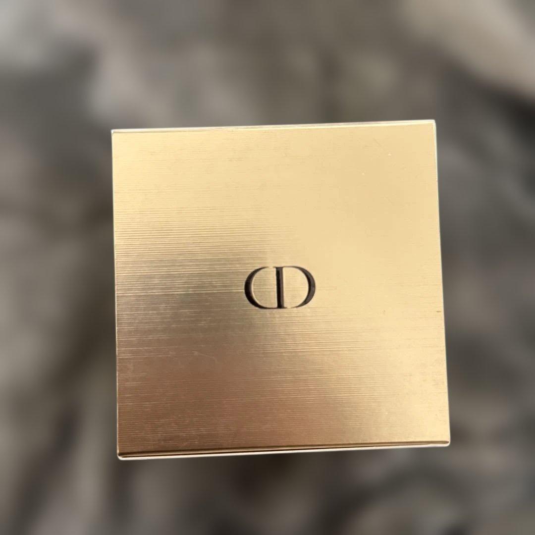【24h以内発送】新品　未使用　dior プレステージ　ル　ゴマージュ