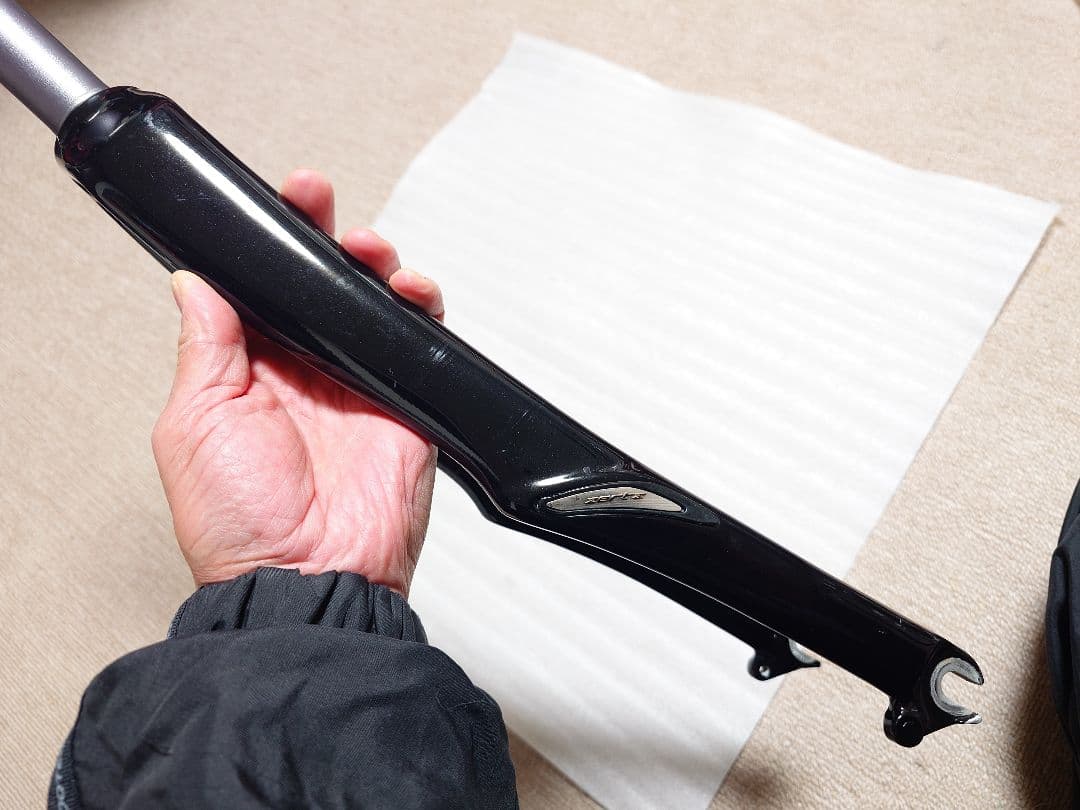 SPECIALIZED『DOLCE』カーボンフロントフォーク/700C