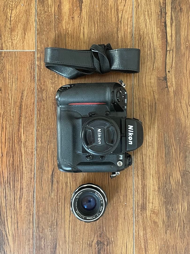 Nikon F5 一眼レフカメラ(作例あり)