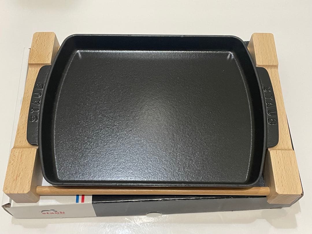 【新品】ストウブ　ステーキプレート　ブラック