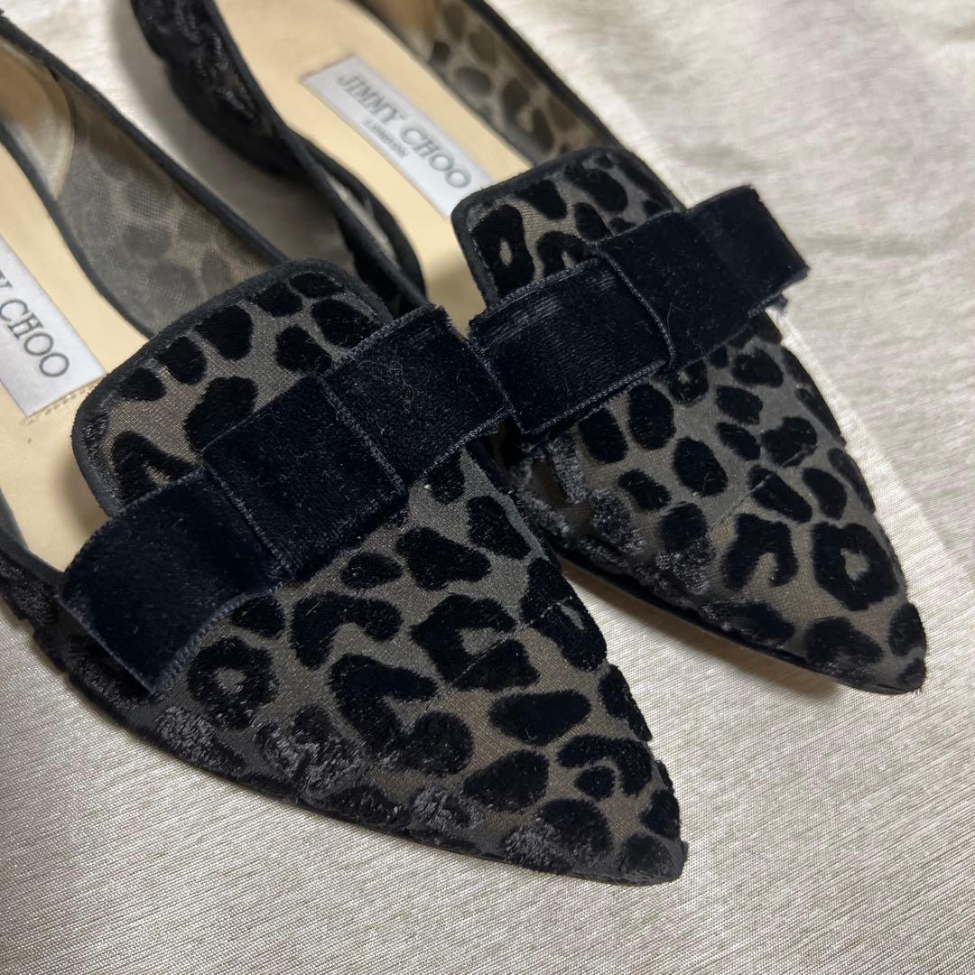 ジミーチュウ　ベロア　レオパード柄　フラットシューズ