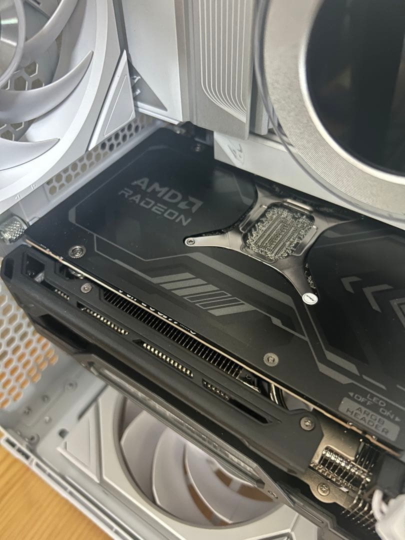 グラフィックボード・グラボ・ビデオカード ASRock Steel Legend Radeon RX9070XT 16GB