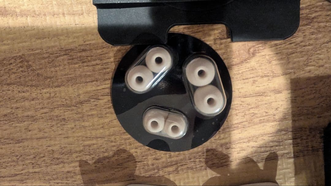 Powerbeats Pro ホワイト ワイヤレスイヤホン 充電器なし