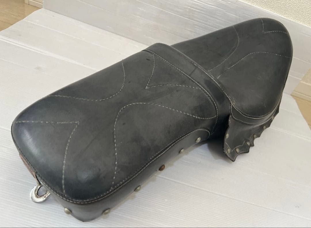 ショベル用4速フレーム用サドルマン当時物シート