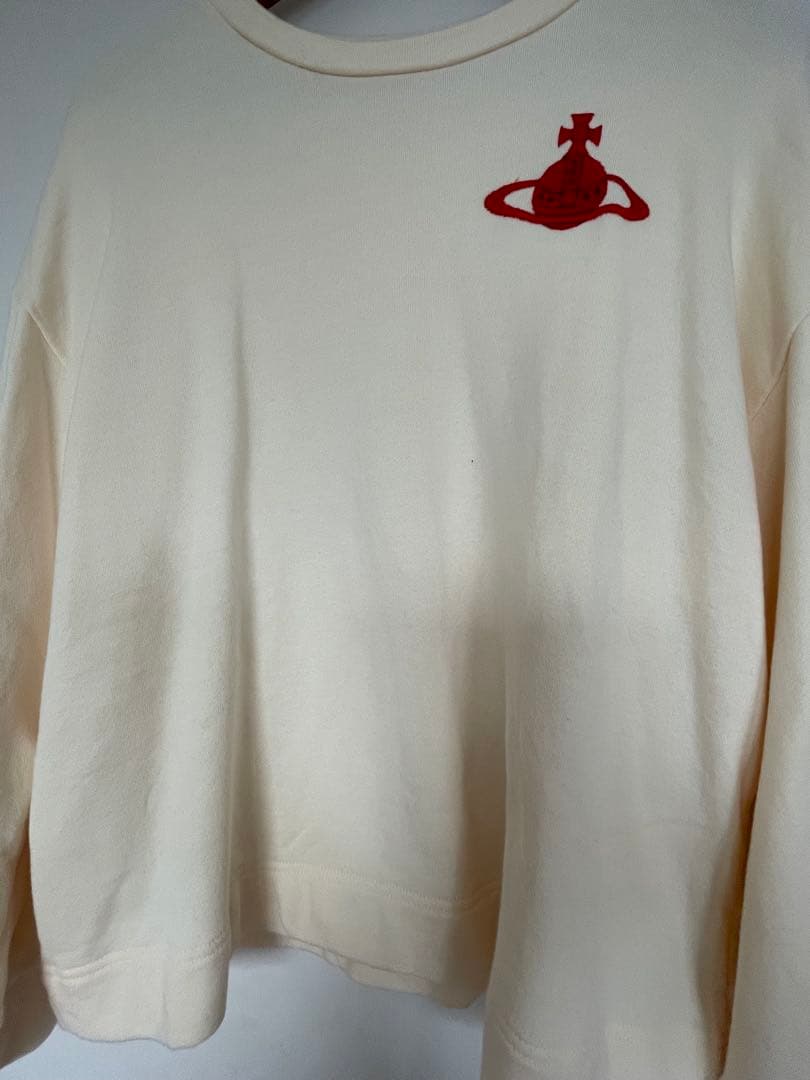 ヴィヴィアンウエストウッド モチーフ トレーナー クリーム色 正規店 00