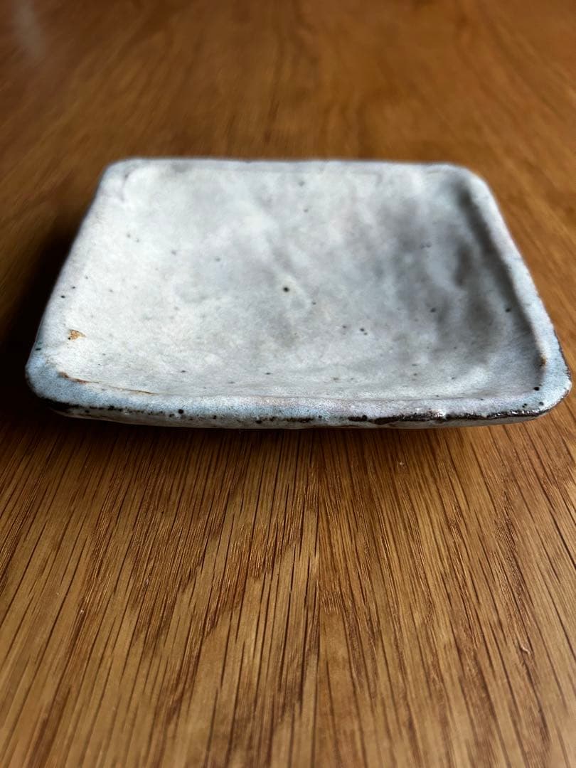 小野哲平さん　角皿