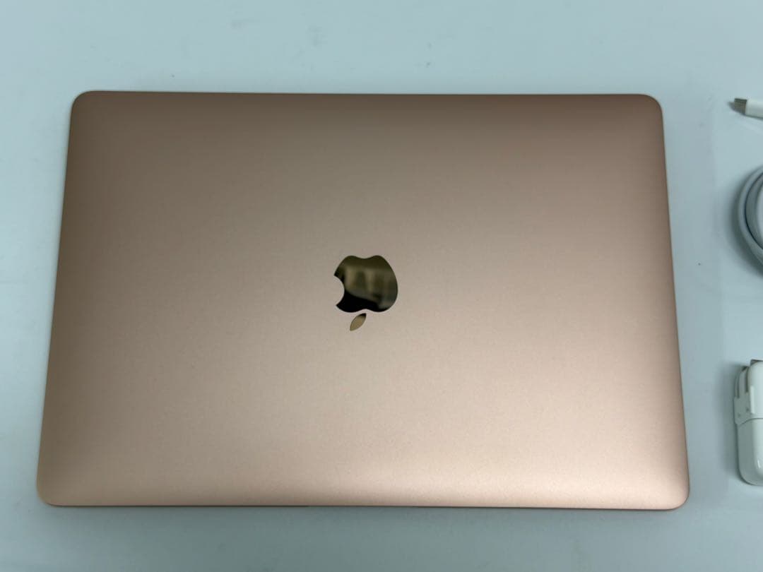 MacBookAir 2020 i5 16GB 256GB 13インチ