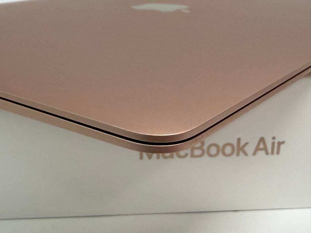 MacBookAir 2020 i5 16GB 256GB 13インチ
