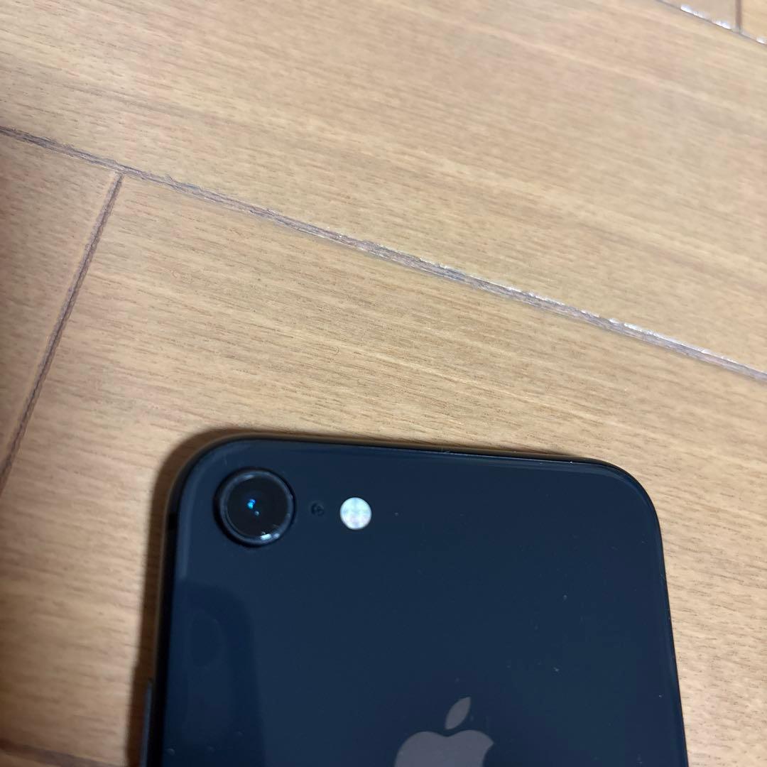 美品　iPhone8 64GB SIMフリー　バッテリー100%