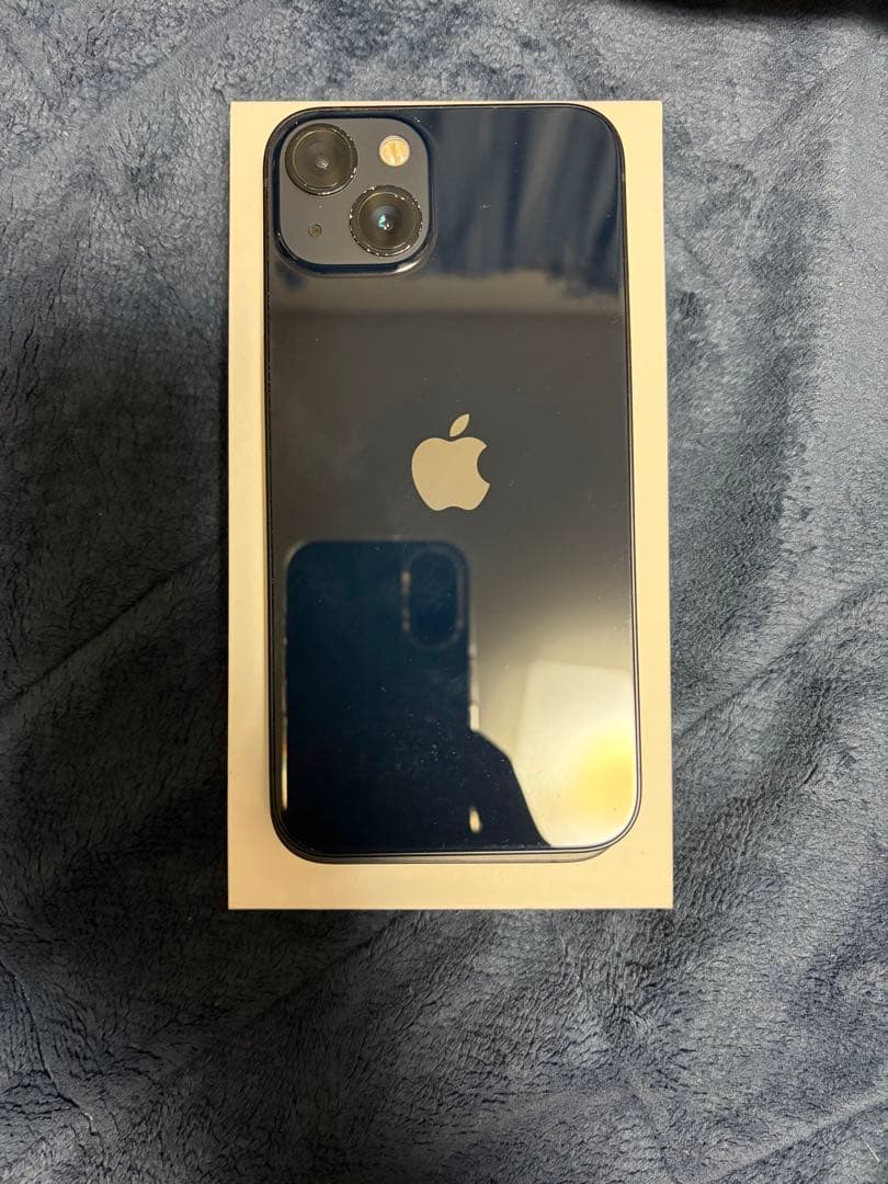美品！！Apple iPhone 13 ミッドナイト 本体