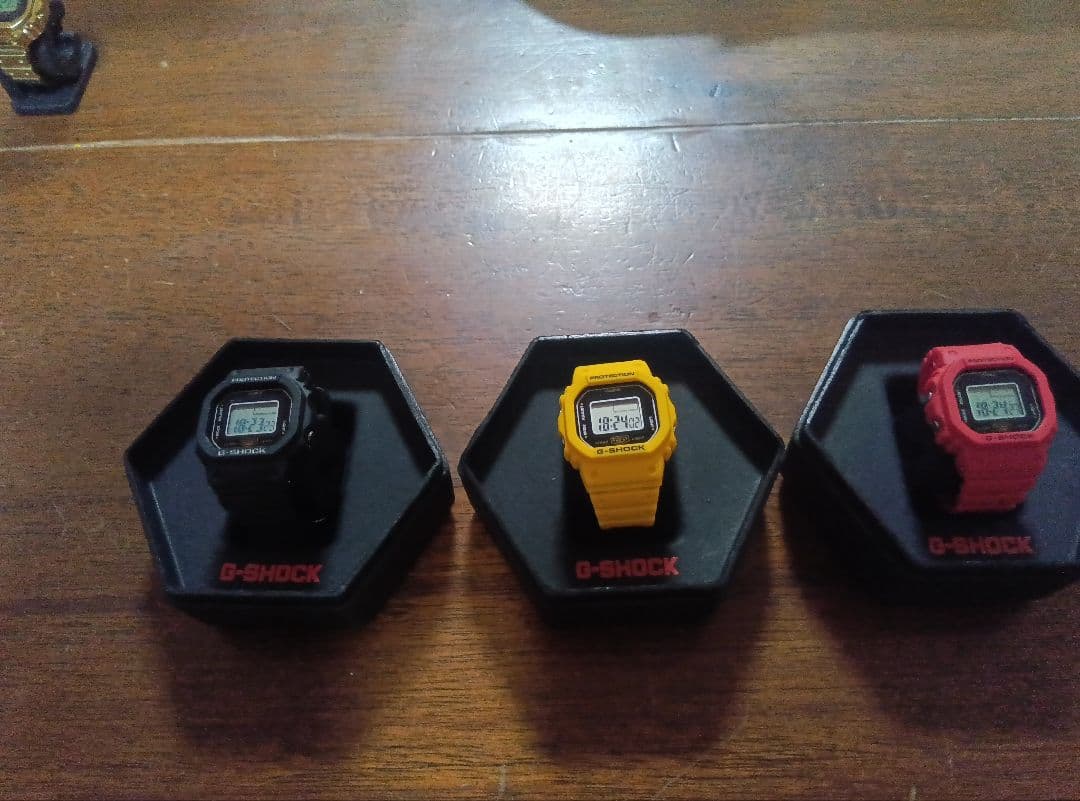 G-SHOCKnano　DWN-5600-1JR.4JR.9JR 3本セット