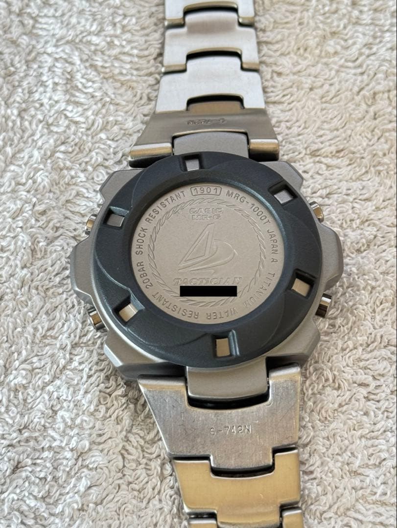 【未使用・箱/取説/保証書付】カシオMRG-1000TフルチタンGショック