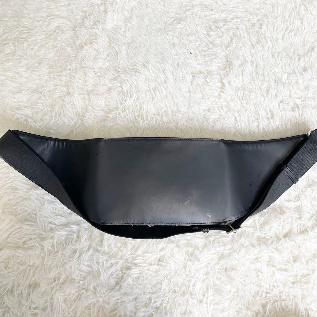 【美品】バレンシアガ ネオリフト ウエストポーチ キャンバス レザー 黒