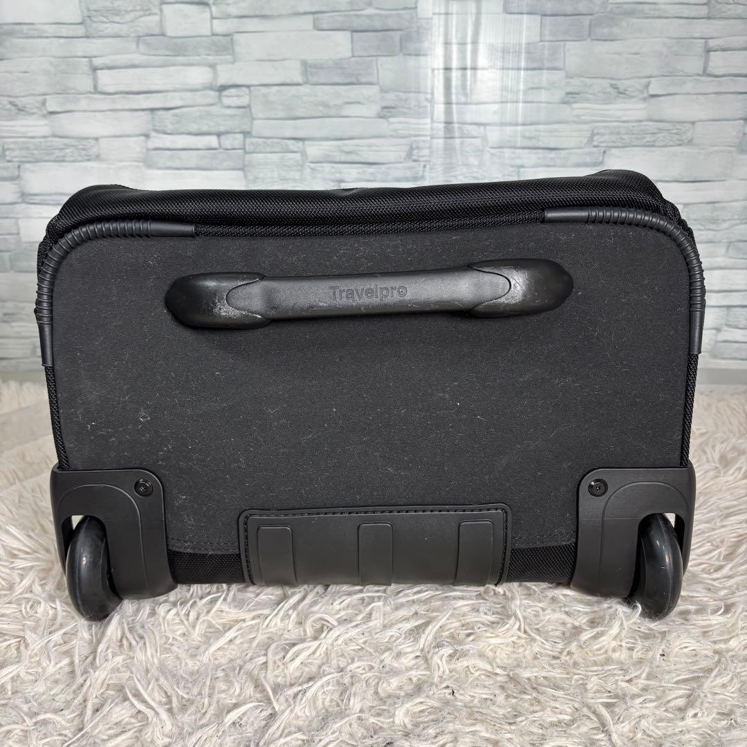 極美品　Travelpro トラベルプロ　FlightCrew 5 小型キャリー