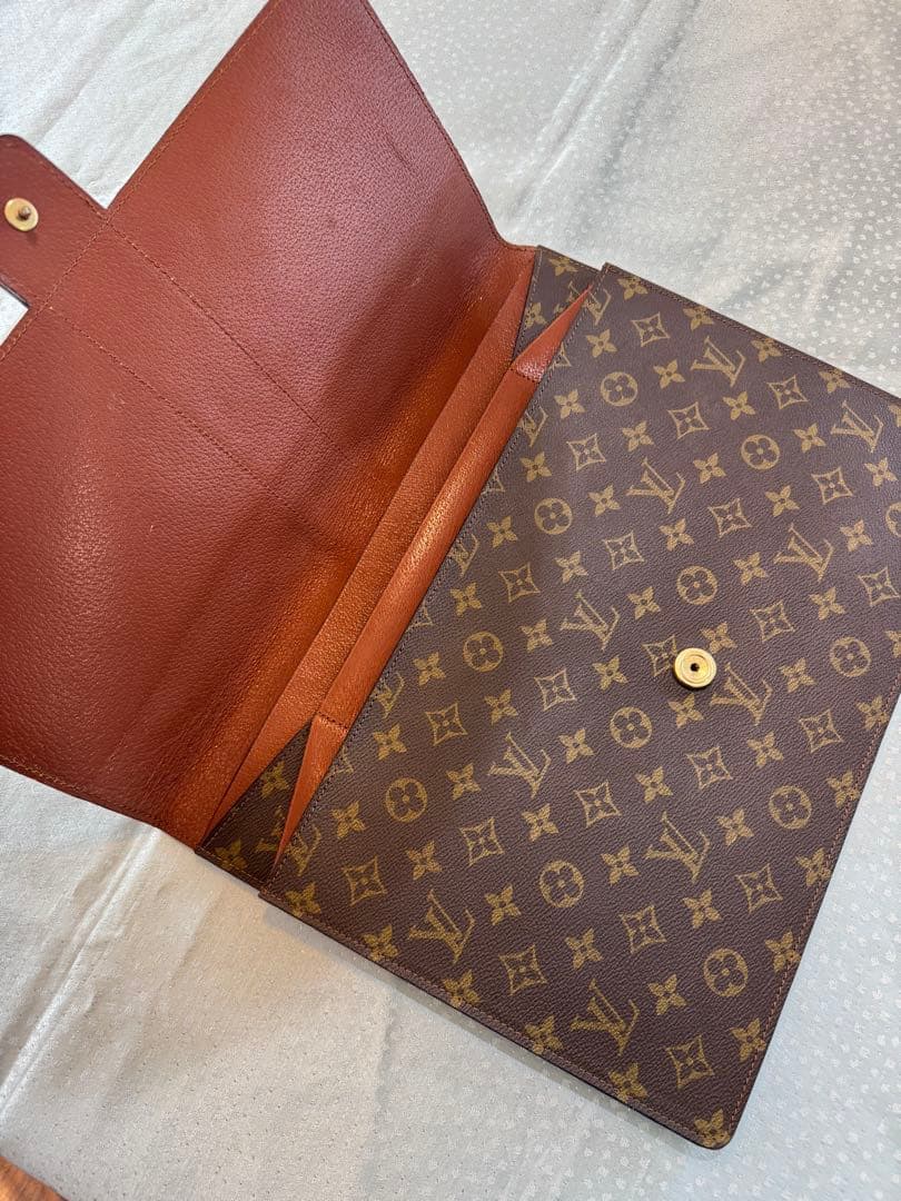 Louis Vuitton モノグラム A4書類ケース