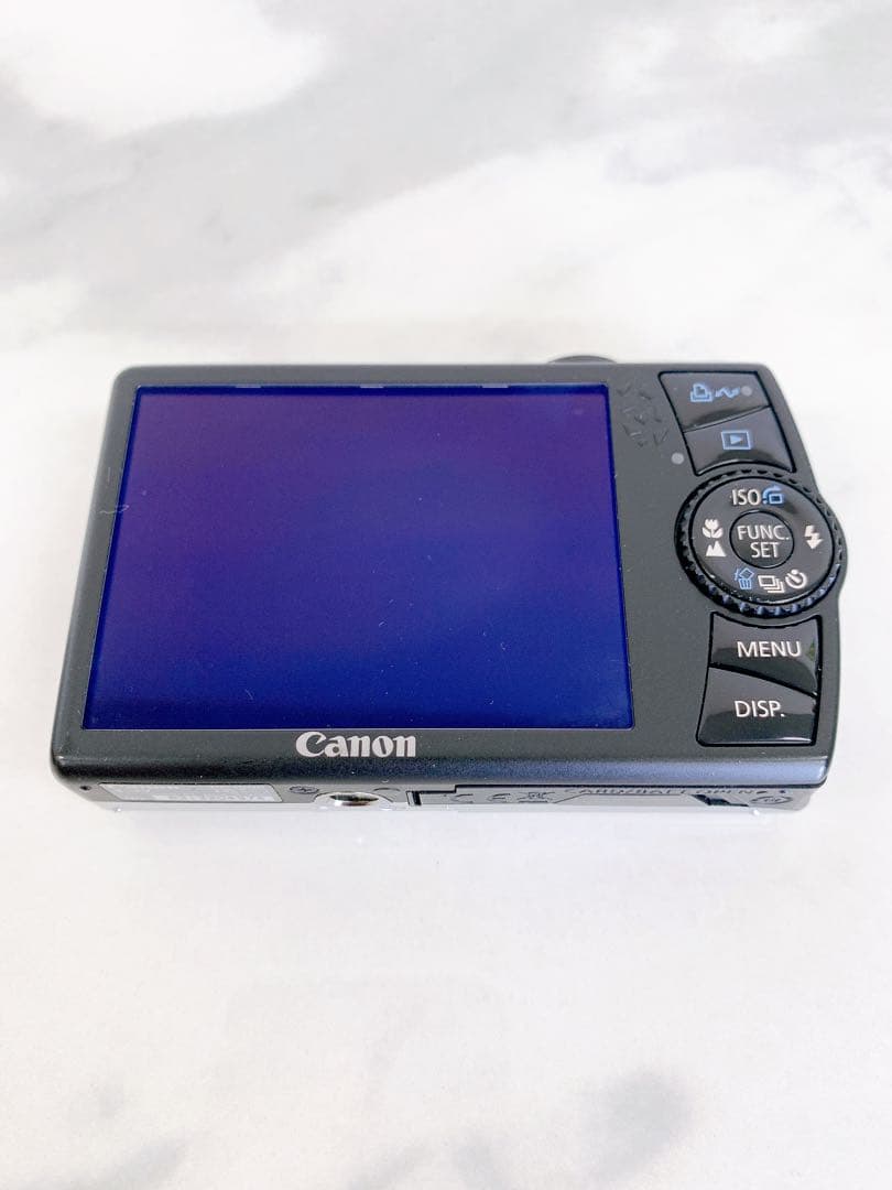 。Canon IXY Digital 920 IS シルバー　PC1308