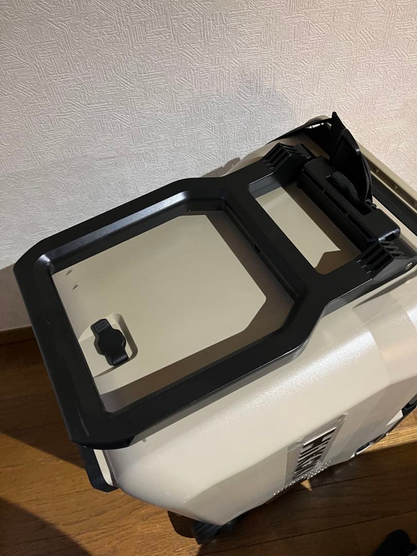 ハイコーキ コードレス冷温庫 UL18DBA