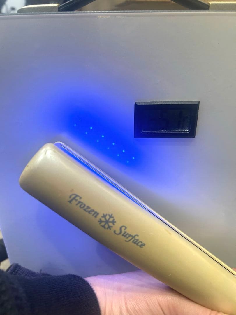 Frozen surface フローズンサーフェス