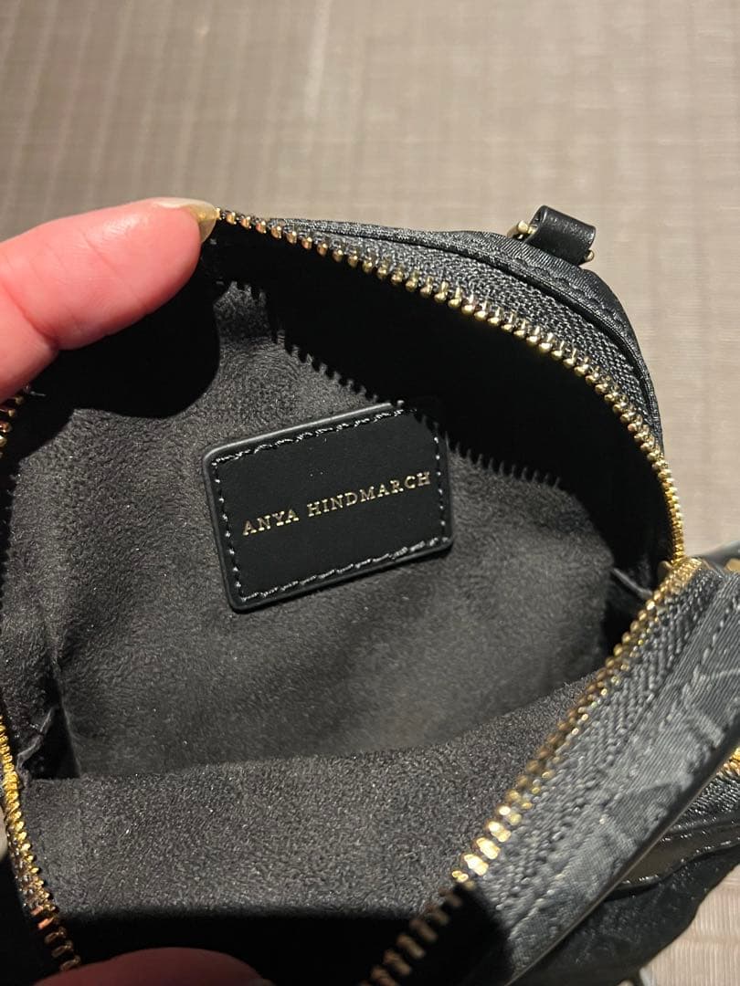 タイムセール‼️Anya Hindmarch エッセンシャルズ ショルダーバッグ