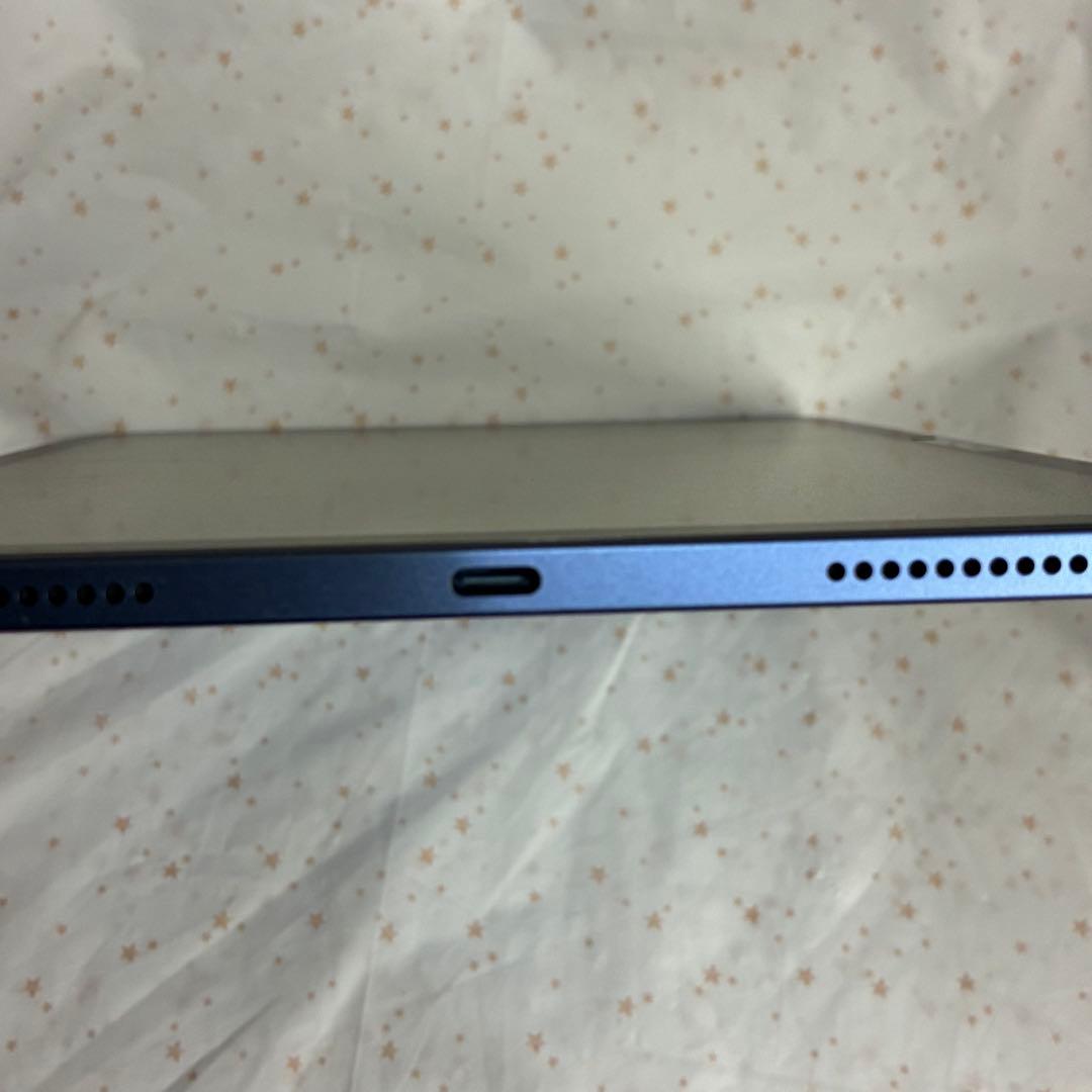 iPad第10世代　本体 ブルー　ケース付き