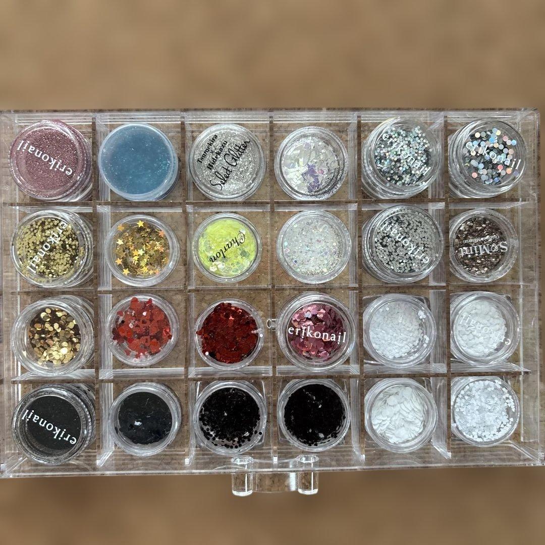 Ｑ*ん様 ネイル グリッター ラメ ホロ 等 まとめ売り 大量